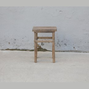 Bijzettafeltje elmhout